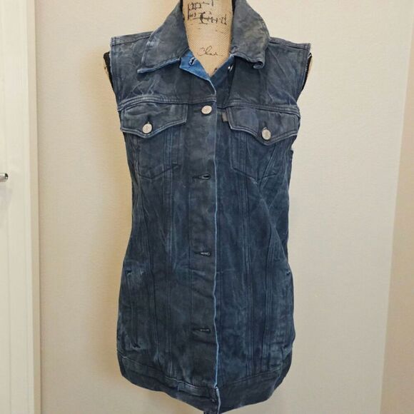 Levi's Women's Indigo Blue Denim Vest Size Small - Picture 1 of 9